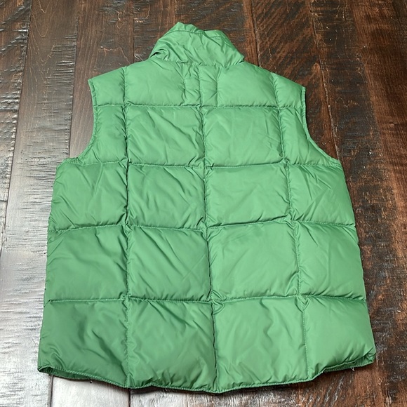 Lands' End Vest - LIKE NEW - Picture 2 of 6